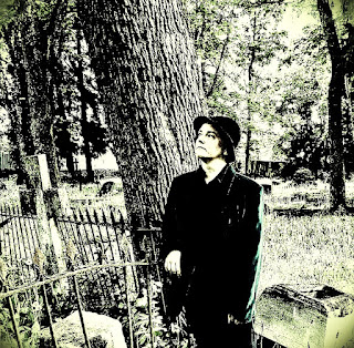 Kuva: Ronja Erkko. Haapsalun vanha hautausmaa.